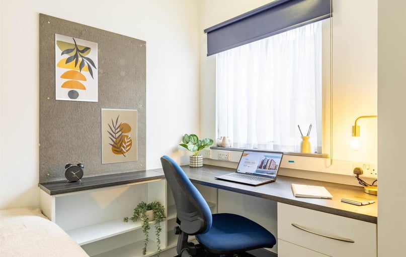 70 Russell Street, Radford, Nottingham - Image 1